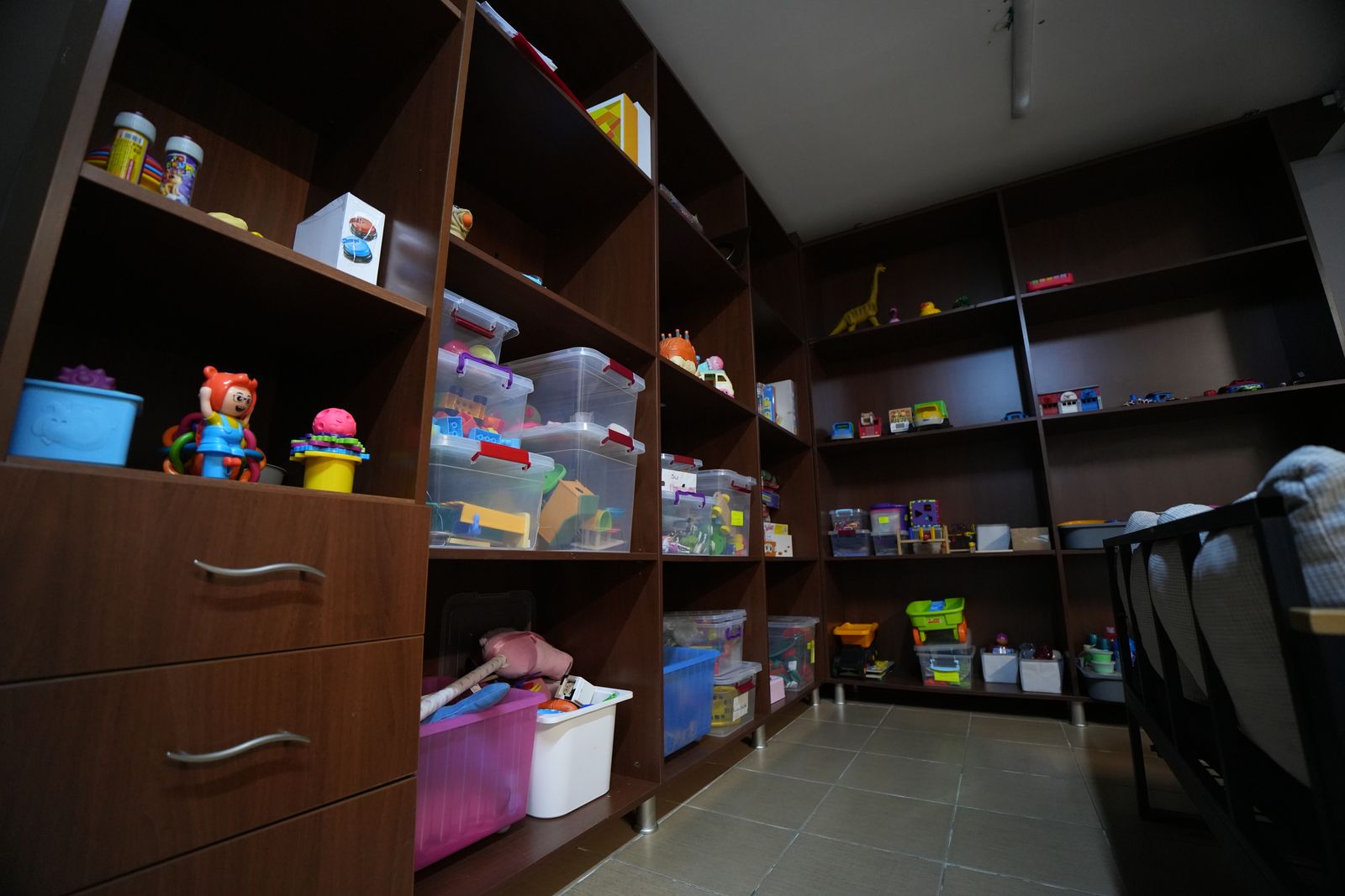 Liya Çorlu terapi materyal kütüphanesi ve standardize test setleri